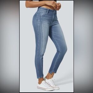 Halara Stretchy Knit Skinny Jeans